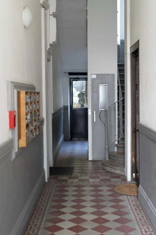 Pieds A Terre Lyon Part-Dieu 4 People Air-Conditioned 0*,